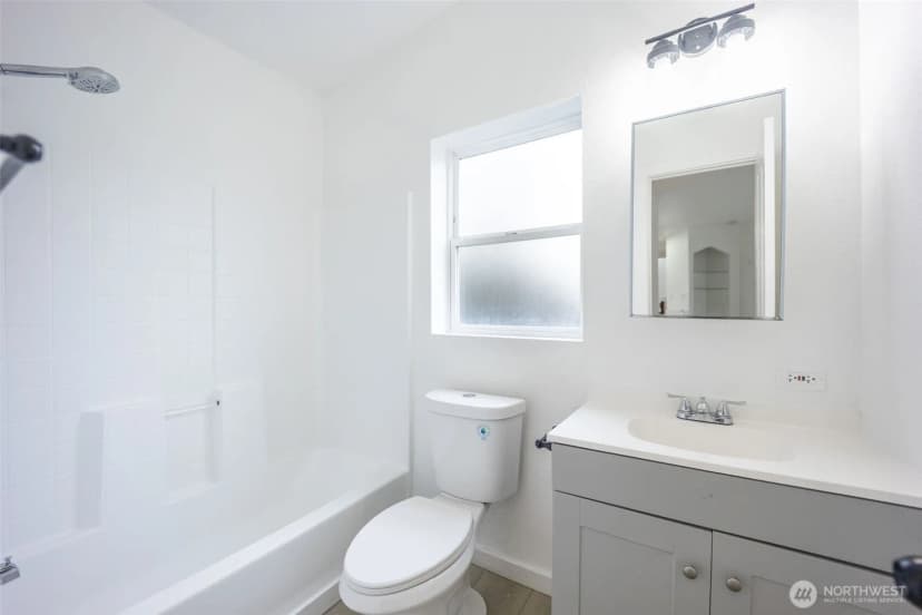 Property photo for 16501 42nd Avenue Ct E, Tacoma photo 17