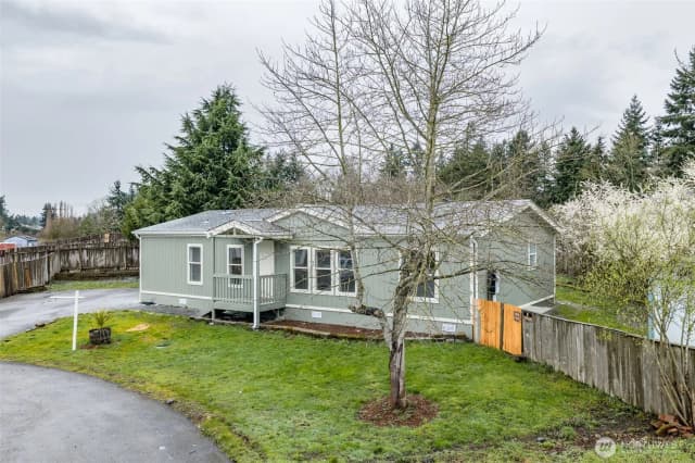 Property photo for 16501 42nd Avenue Ct E, Tacoma photo 3