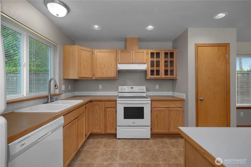 Property photo for 4736 Kapalea Way Se, Lacey photo 9