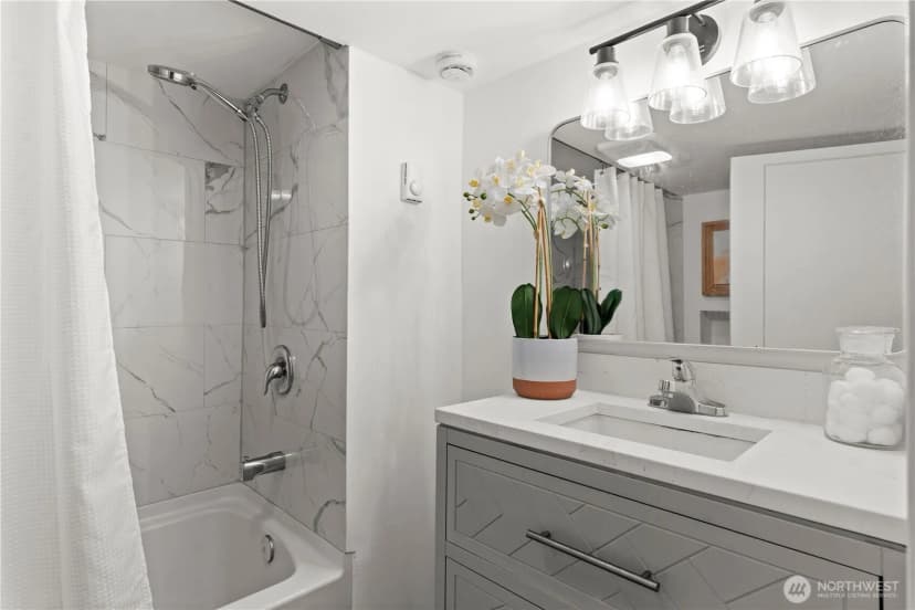 Property photo for 5518 39th Avenue S, Seattle photo 26