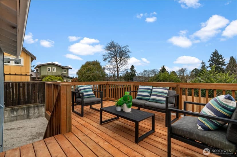 Property photo for 5518 39th Avenue S, Seattle photo 32