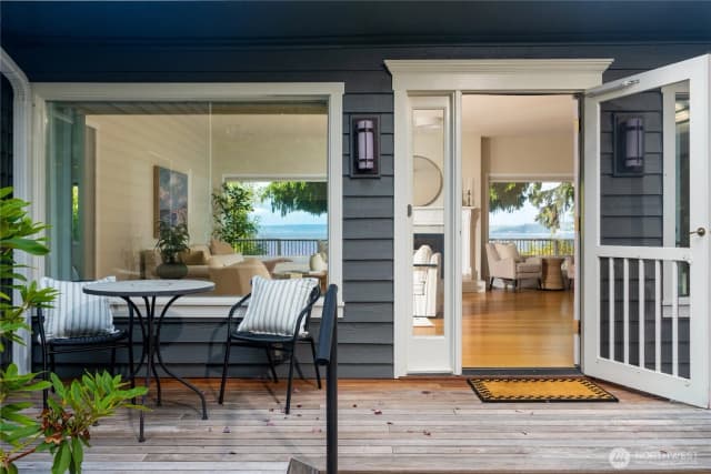 Property photo for 7946 Grand Avenue Ne, Bainbridge Island photo 4