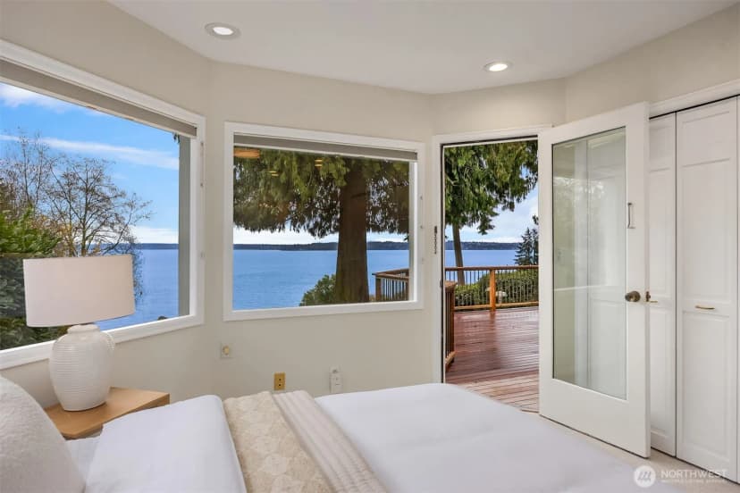 Property photo for 7946 Grand Avenue Ne, Bainbridge Island photo 12