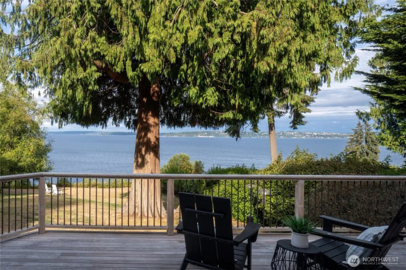 Property photo for 7946 Grand Avenue Ne, Bainbridge Island photo 7