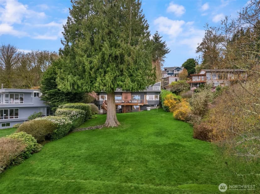 Property photo for 7946 Grand Avenue Ne, Bainbridge Island photo 22
