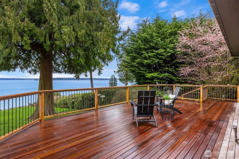 Property photo for 7946 Grand Avenue Ne, Bainbridge Island photo 21