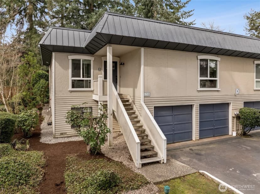 Property photo for 1607 102nd Place Ne #d1, Bellevue photo 37