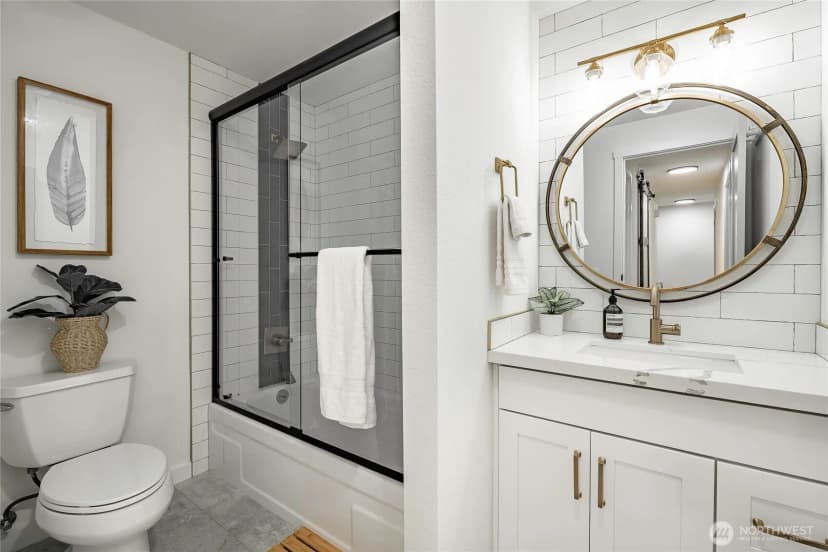 Property photo for 1607 102nd Place Ne #d1, Bellevue photo 21