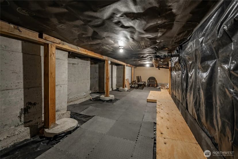 Property photo for 1607 102nd Place Ne #d1, Bellevue photo 28