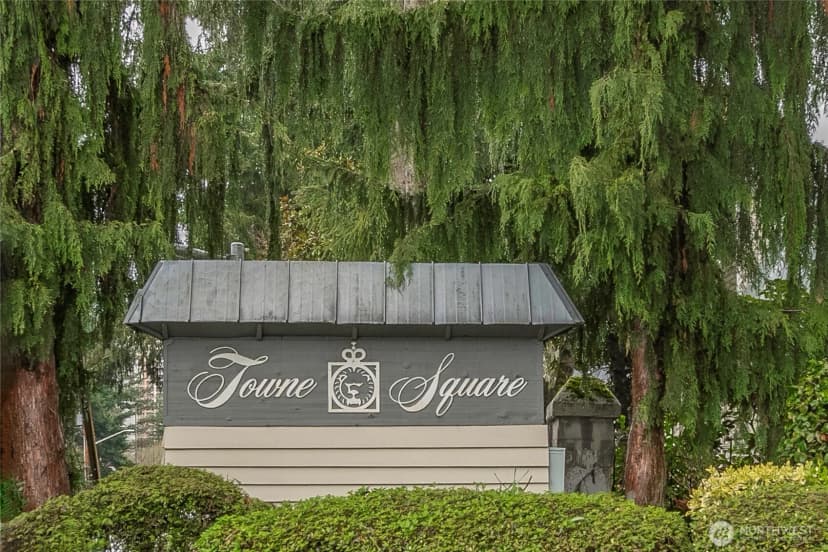 Property photo for 1607 102nd Place Ne #d1, Bellevue photo 32
