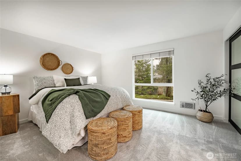 Property photo for 1607 102nd Place Ne #d1, Bellevue photo 15