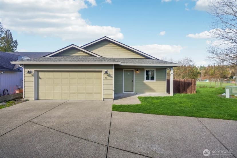 Property photo for 50 Hill Drive, Cathlamet photo 2