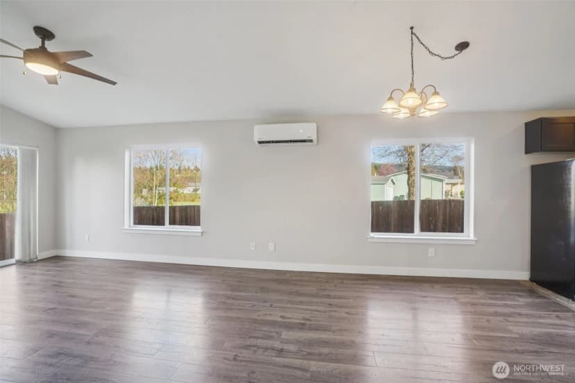 Property photo for 50 Hill Drive, Cathlamet photo 8