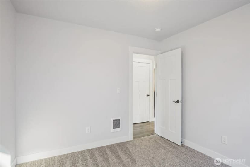 Property photo for 50 Hill Drive, Cathlamet photo 17