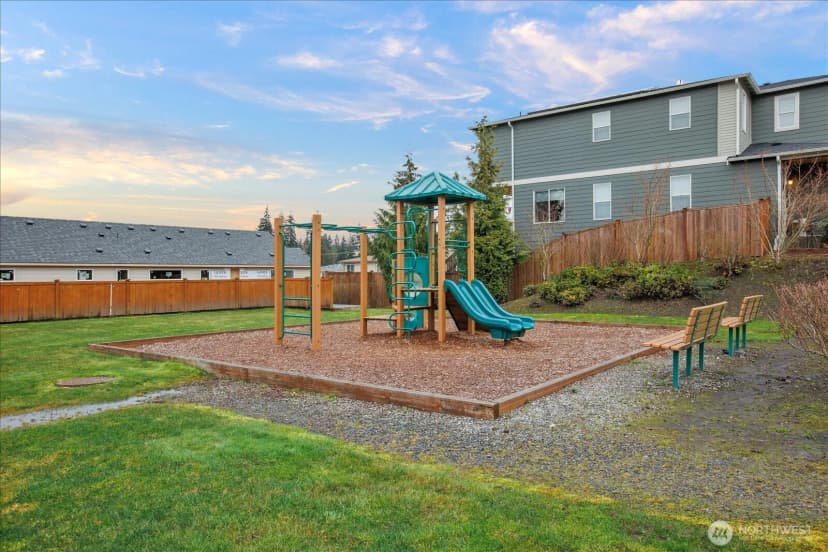 Property photo for 17817 41st Drive Se, Bothell photo 39