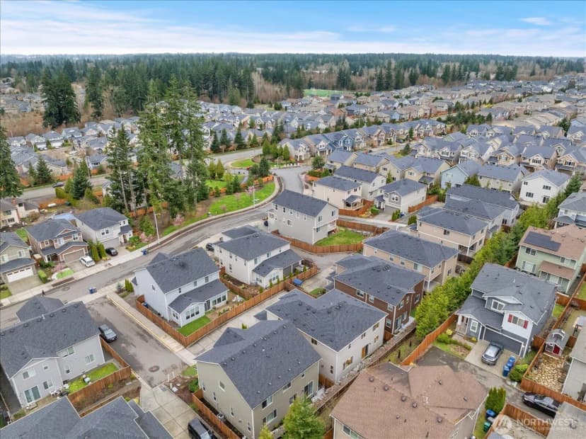 Property photo for 17817 41st Drive Se, Bothell photo 4