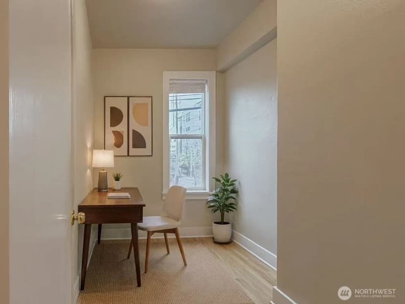 Property photo for 901 Ne 43rd Street #201, Seattle photo 19
