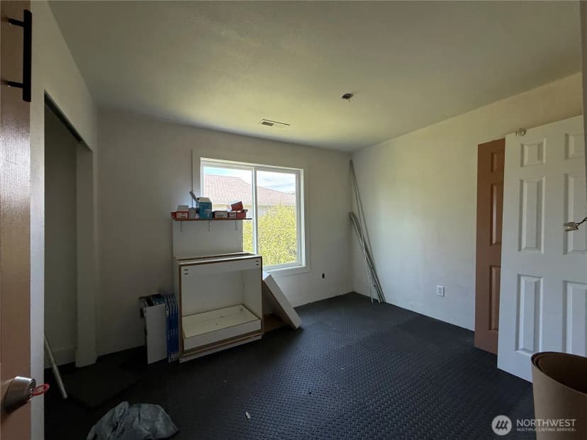 Property photo for 2420 38th Avenue, Longview photo 7