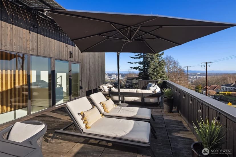 Property photo for 3057 36th Avenue Sw, Seattle photo 18