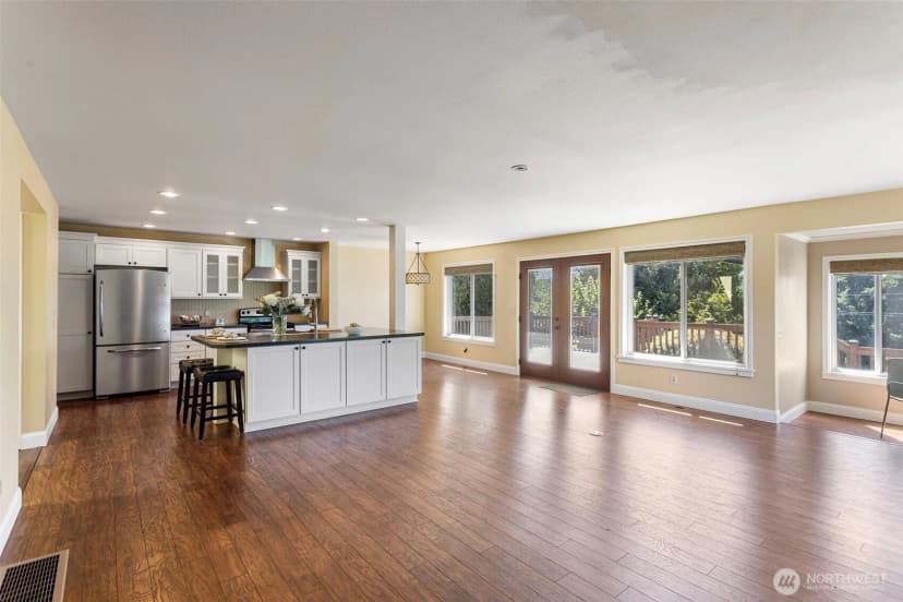 Property photo for 6234 Ne 182nd Street, Kenmore photo 7