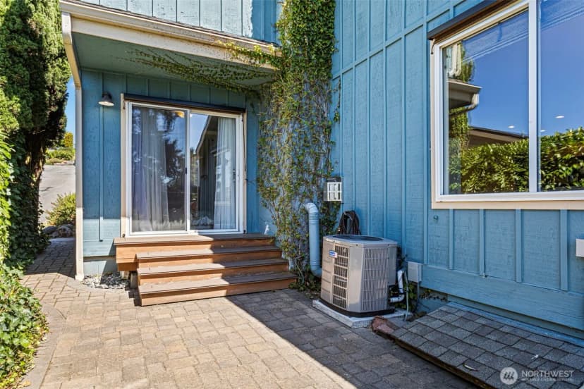 Property photo for 6234 Ne 182nd Street, Kenmore photo 21