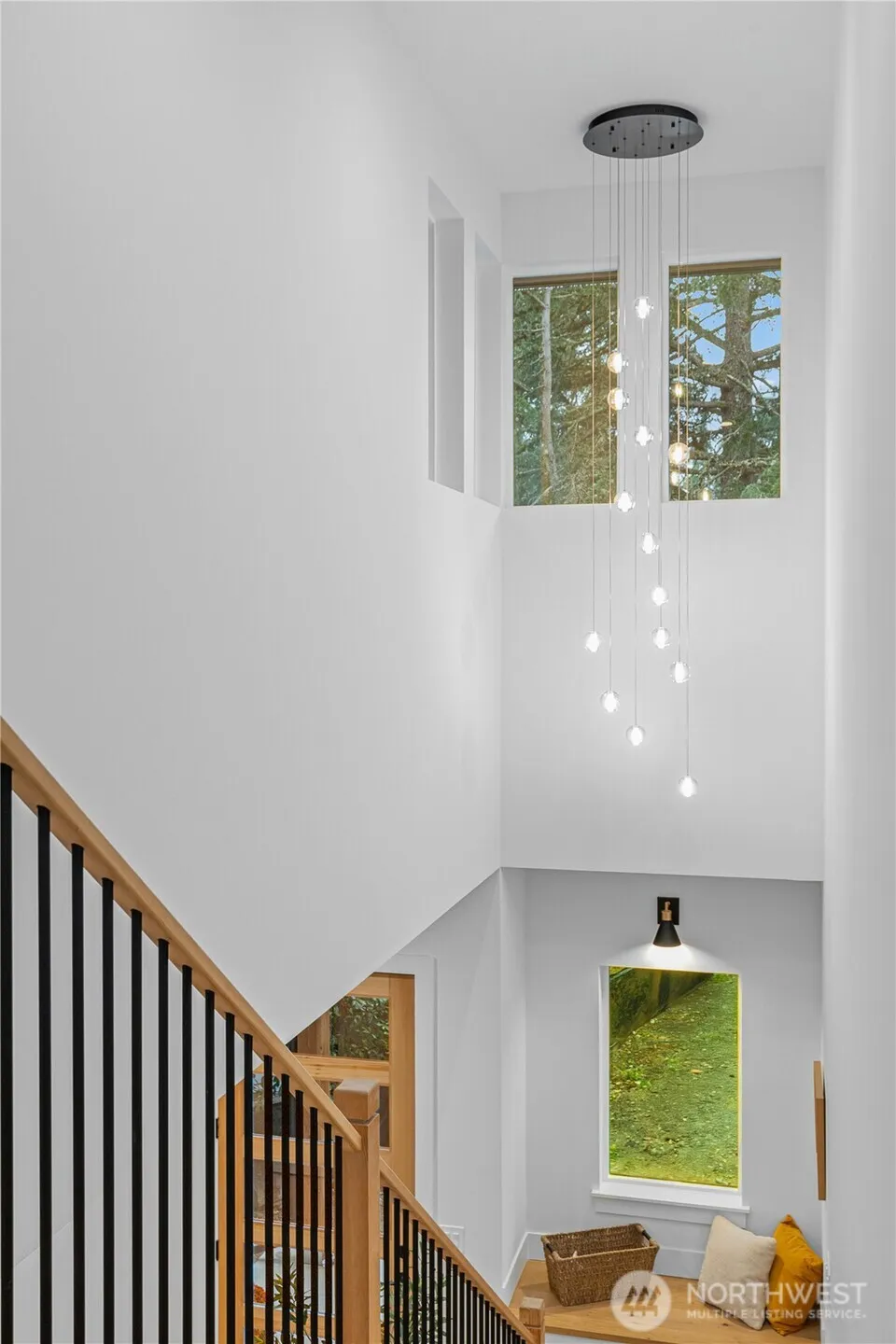 Property photo for 218 163rd Place Se, Bellevue photo 17