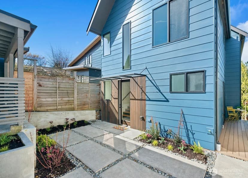 Property photo for 9318 47th Avenue Sw, Seattle