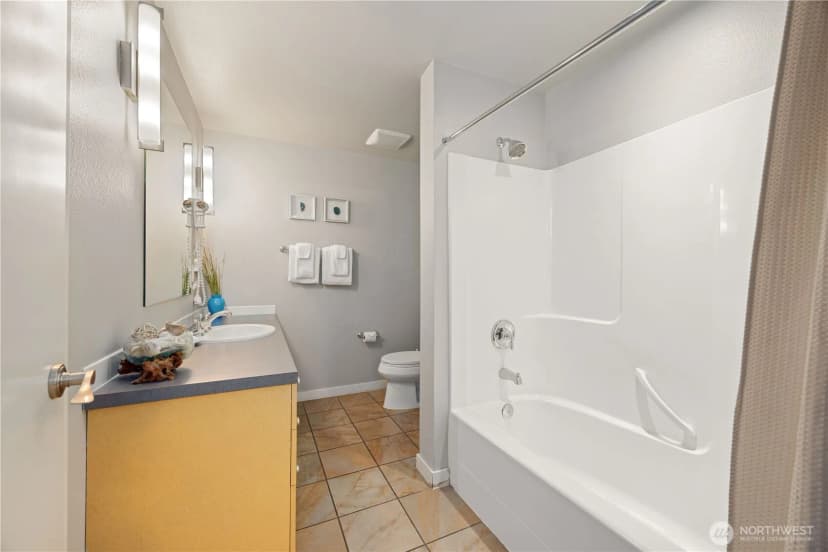 Property photo for 2220 W Woodin Avenue #106, Chelan photo 16