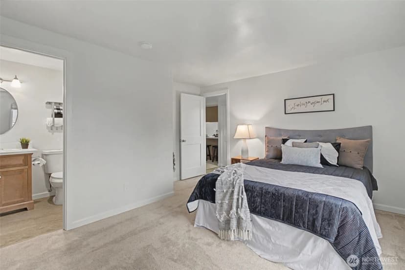 Property photo for 25111 118th Court Se, Kent photo 12