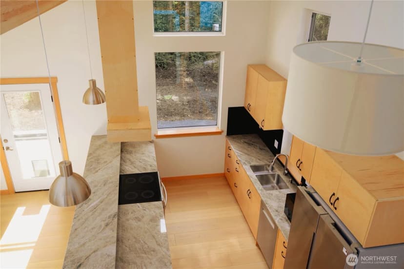 Property photo for 3067 E Smith Road, Bellingham photo 5