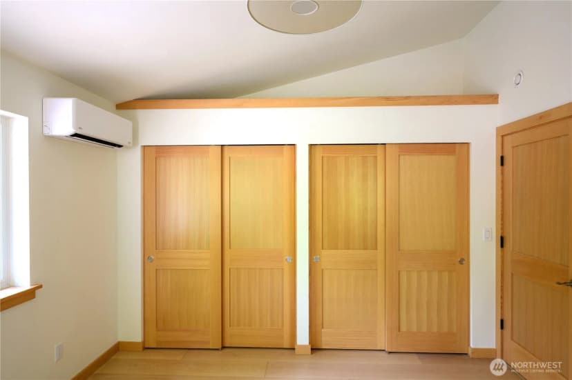 Property photo for 3067 E Smith Road, Bellingham photo 10