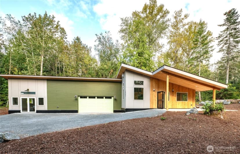 Property photo for 3067 E Smith Road, Bellingham