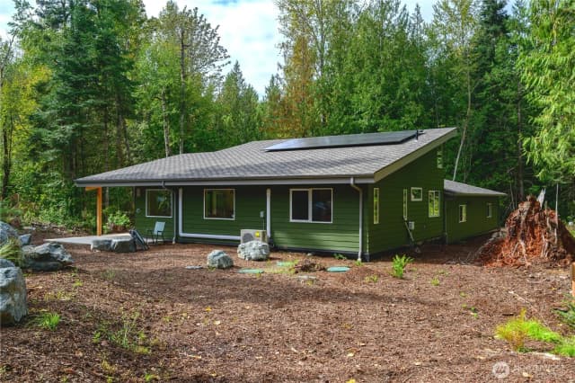 Property photo for 3067 E Smith Road, Bellingham photo 3