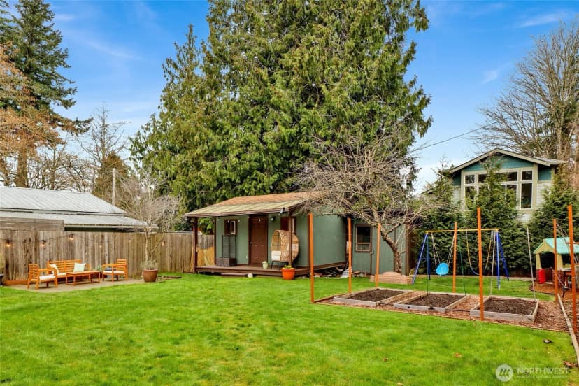 Property photo for 3855 Fraser Street, Bellingham photo 27
