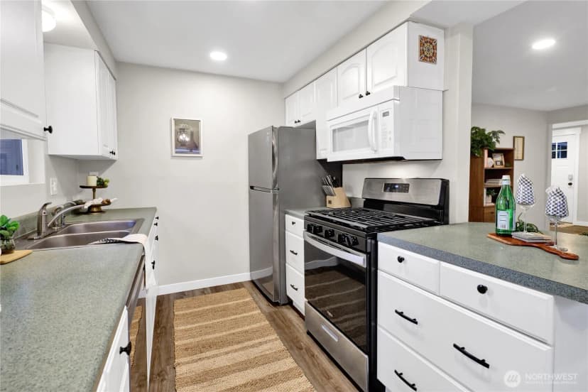 Property photo for 3855 Fraser Street, Bellingham photo 12