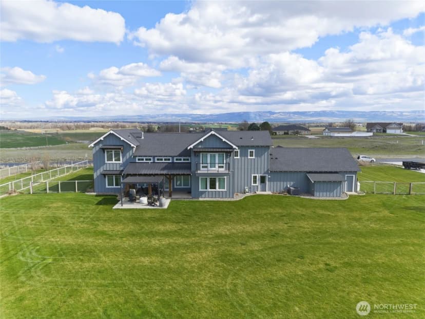 Property photo for 353 Bluff Haven Road, Walla Walla photo 8