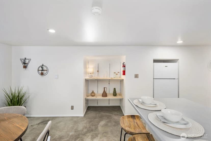 Property photo for 907 Nw 61st Street, Seattle photo 24