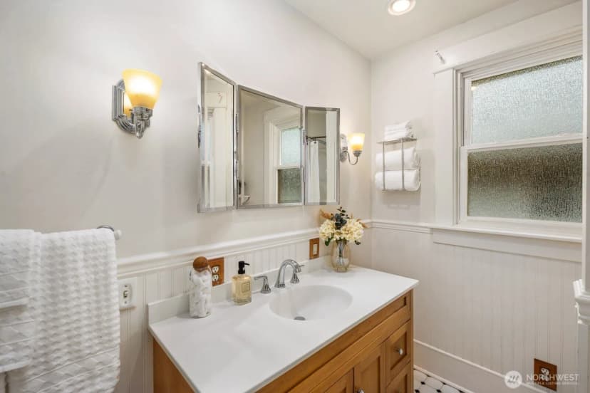Property photo for 907 Nw 61st Street, Seattle photo 20