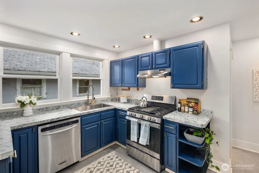 Property photo for 907 Nw 61st Street, Seattle photo 11