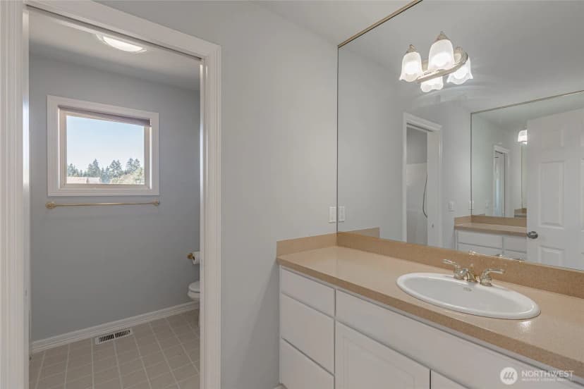 Property photo for 5207 77th Court W, University Place photo 26