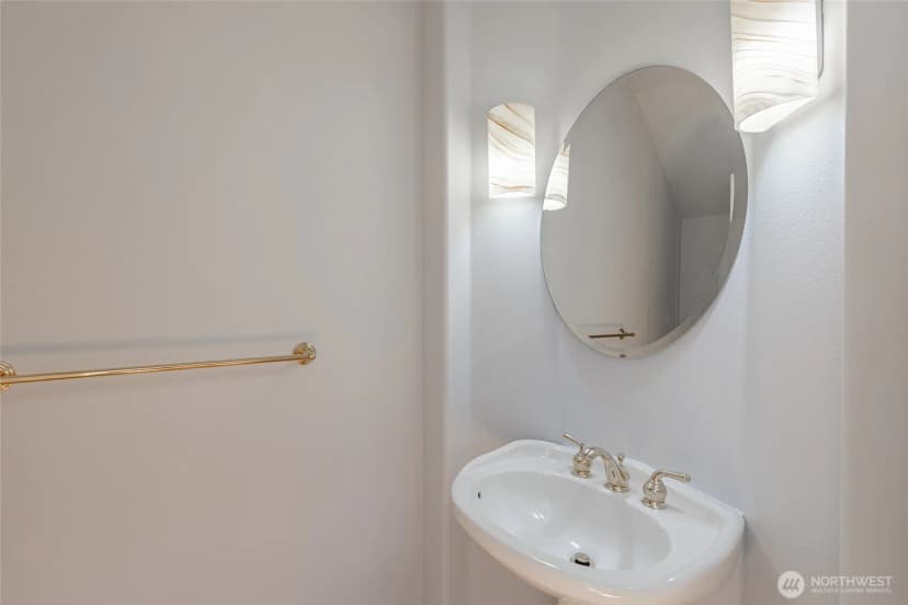 Property photo for 5207 77th Court W, University Place photo 14
