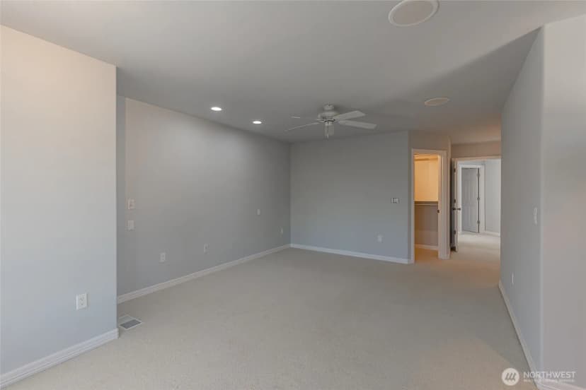 Property photo for 5207 77th Court W, University Place photo 18