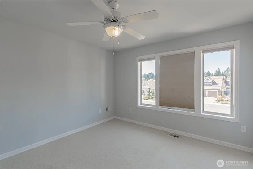 Property photo for 5207 77th Court W, University Place photo 25
