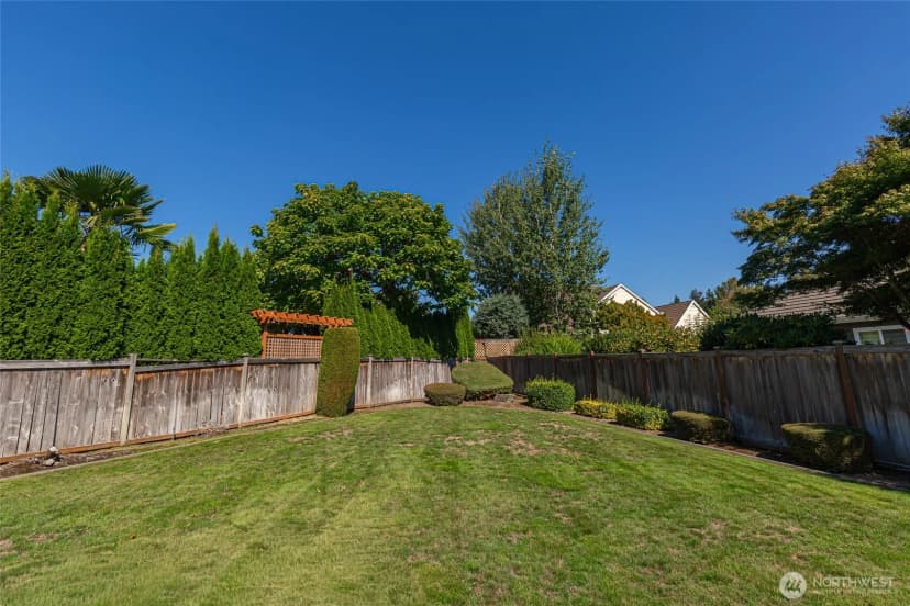 Property photo for 5207 77th Court W, University Place photo 34