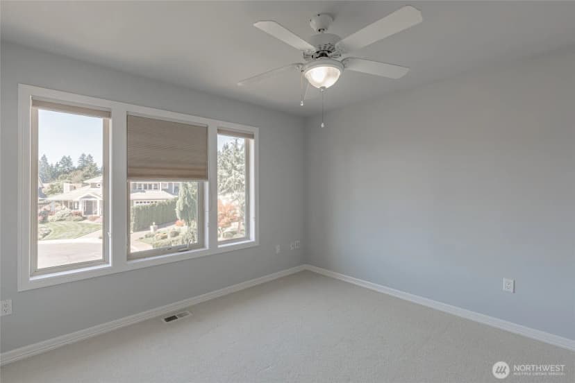 Property photo for 5207 77th Court W, University Place photo 27