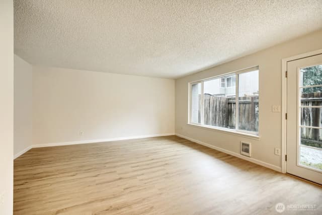Property photo for 13059 Pacific Highway Sw #c, Lakewood photo 2