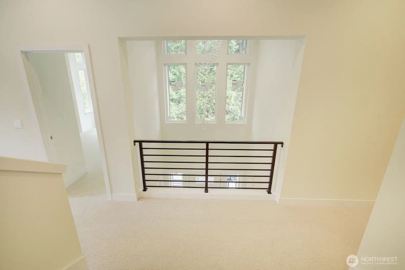 Property photo for 865 Front Street S, Issaquah photo 31