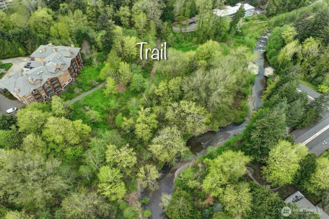 Property photo for 865 Front Street S, Issaquah photo 3
