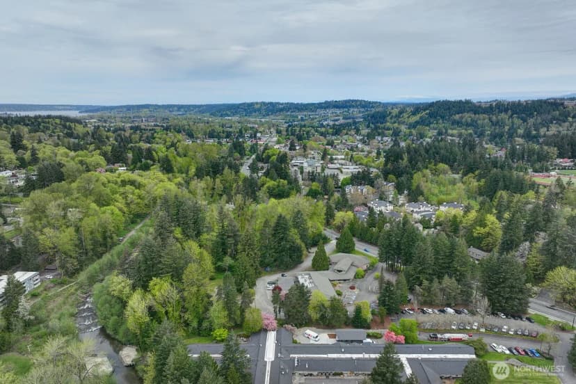 Property photo for 865 Front Street S, Issaquah photo 4