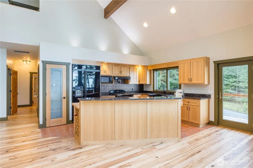 Property photo for 444 Ocean Cove Lane, Port Angeles photo 7